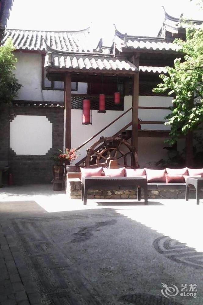 Lijiang Merry Inn Extérieur photo